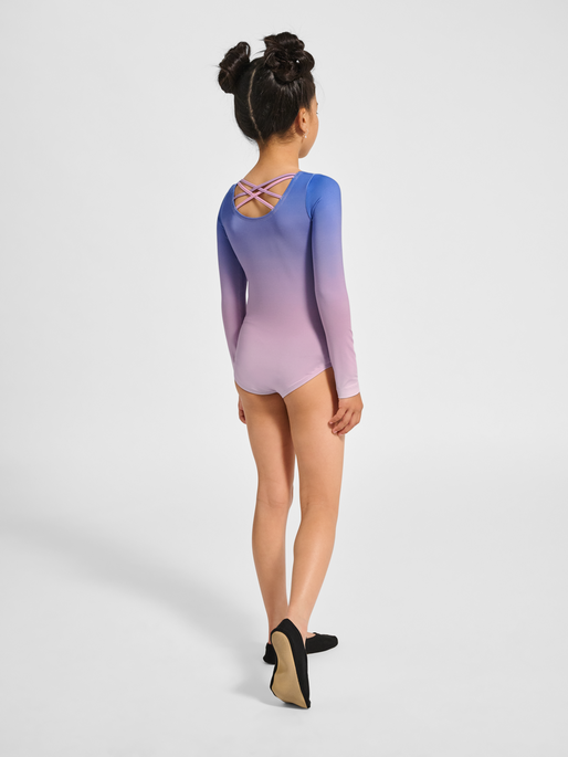 hmlJR GYMSUIT, LAVENDER MIST, model