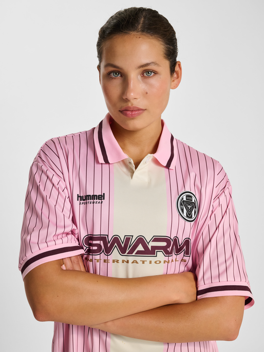 hmlLOOSE FB JERSEY S/S STRIPED, PINK-A-BOO, model