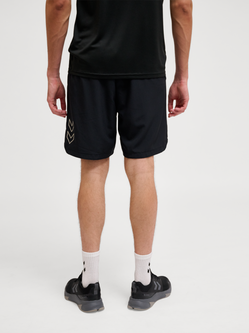 hmlCOURT POCKET SHORTS, LIGHT GREY/BLACK, model