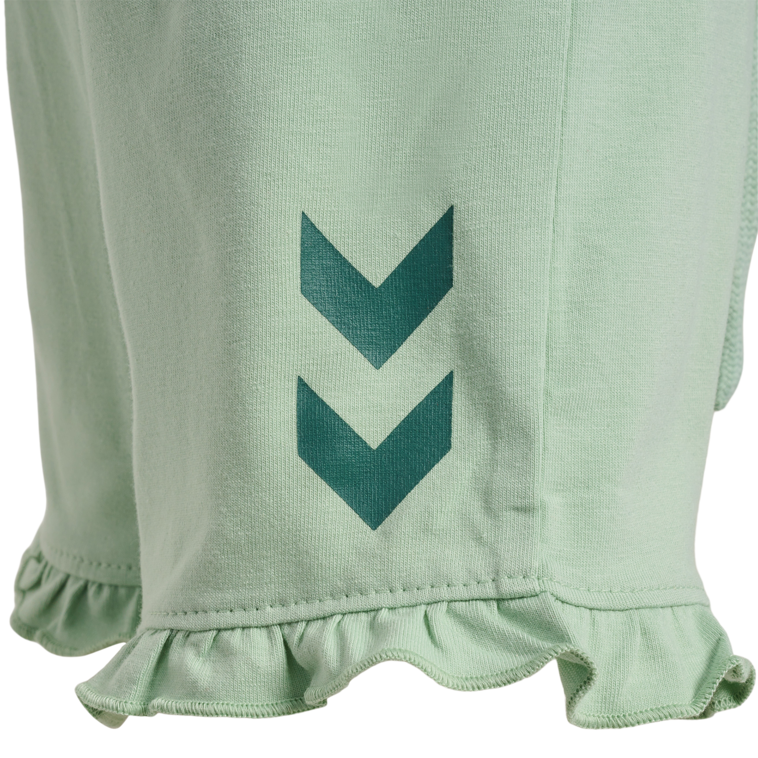 hmlTALYA RUFFLE SHORTS, SILT GREEN, packshot