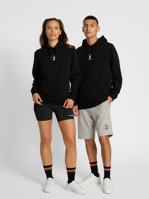 hmlEVERYTHING NOTHING HOODIE, BLACK, model