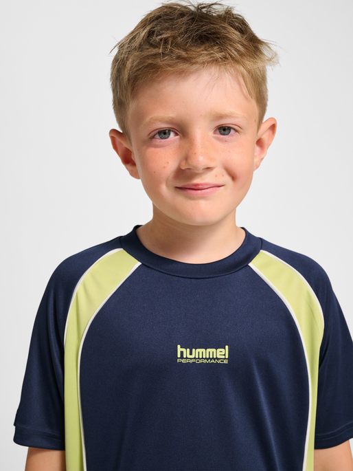 hmlJR GOAL PIPING T-SHIRT S/S, DRESS BLUES, model