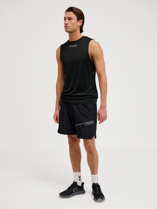 hmlCOURT POCKET SHORTS, LIGHT GREY/BLACK, model