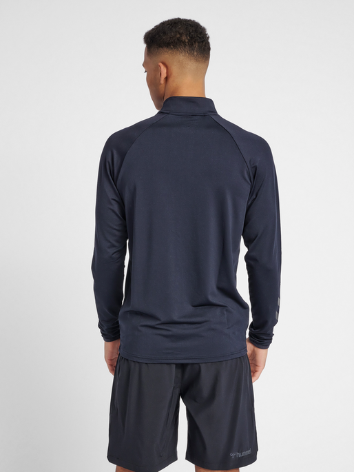 hmlAUTHENTIC PRO HALF ZIP SWEAT, ANTHRACITE, model