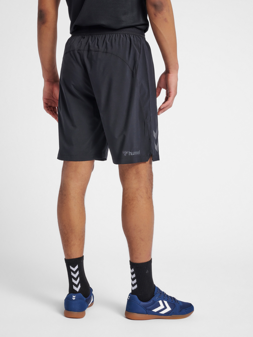 hmlAUTHENTIC PRO WOVEN SHORTS, 2267, model